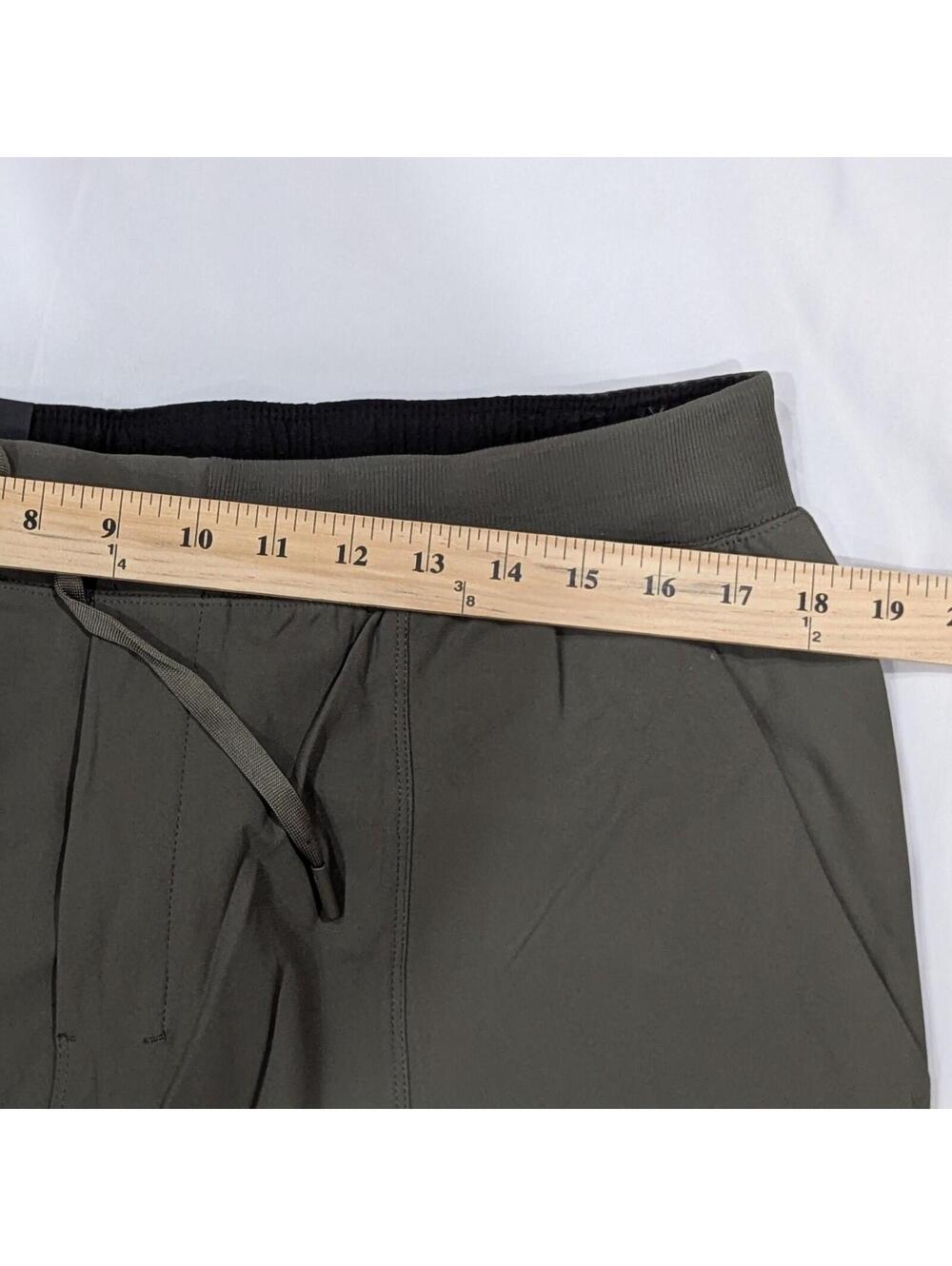 Lululemon ABC Jogger Shorter Pants Mens XL Green Warpstreme NWT - Picture 8 of 9